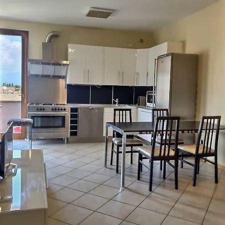 Apartman Iris *